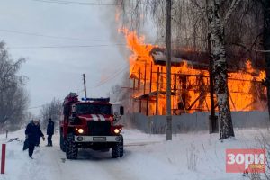 В Добрянке горит бывшая сберкасса