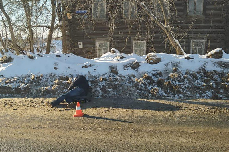 В Добрянке пенсионер оказался под колёсами