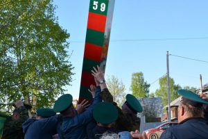 В Добрянке установили пограничный знак