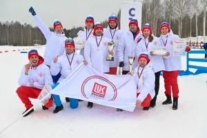 Снег, солнце и лыжня
