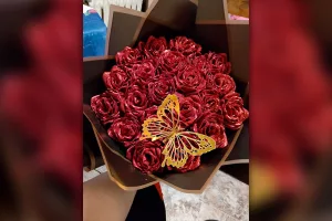 Букетных дел мастерица