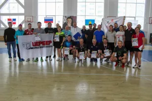 Стучали ракетки