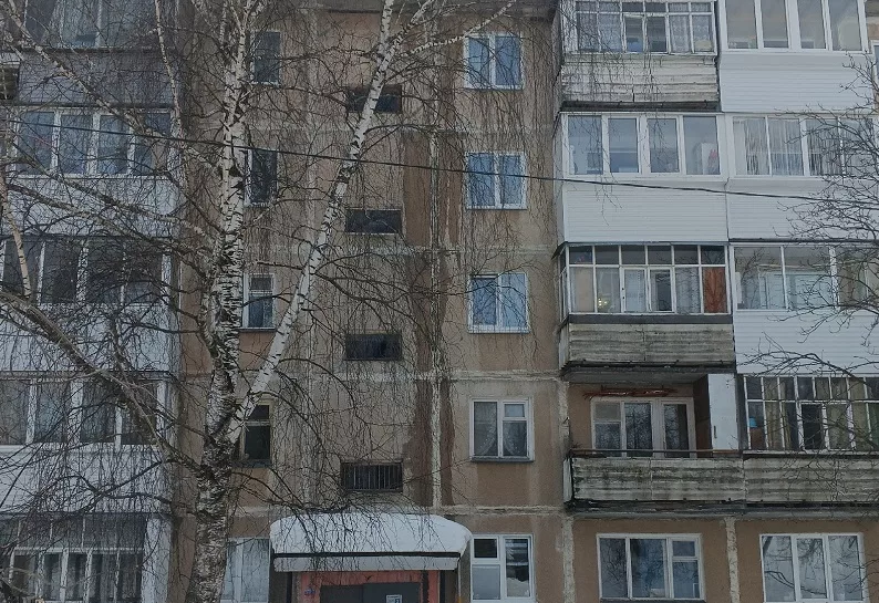 Талый снег топит квартиры