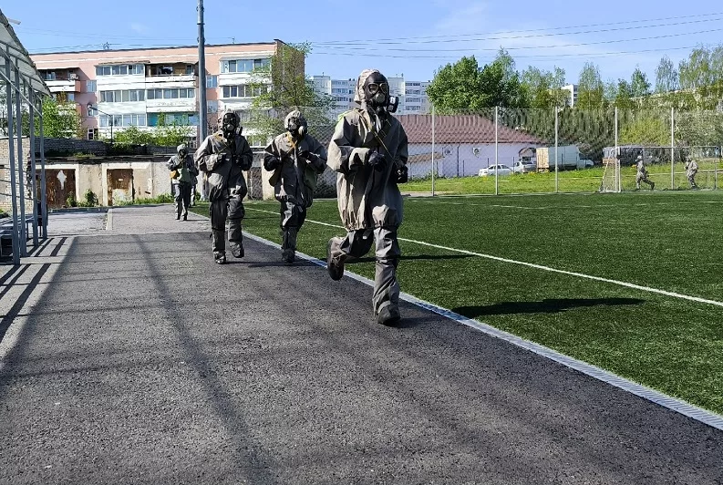 Для старшеклассников провели учебные сборы