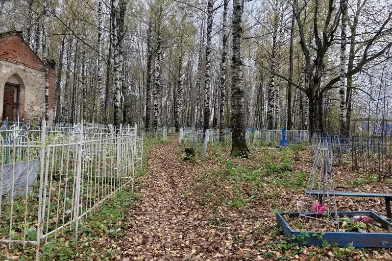 Благоустройство старого кладбища завершили